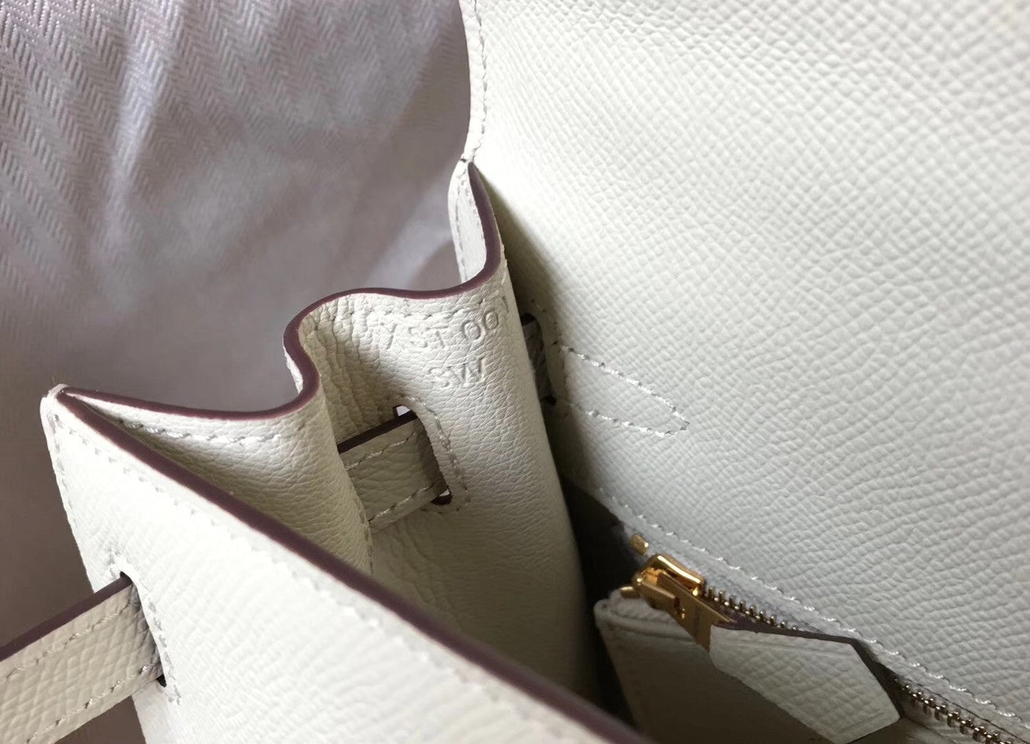 Hermes Mini Kelly 22 Bag