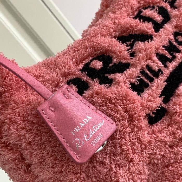 Prada Re-Edition 2000 terry mini bag Pink
